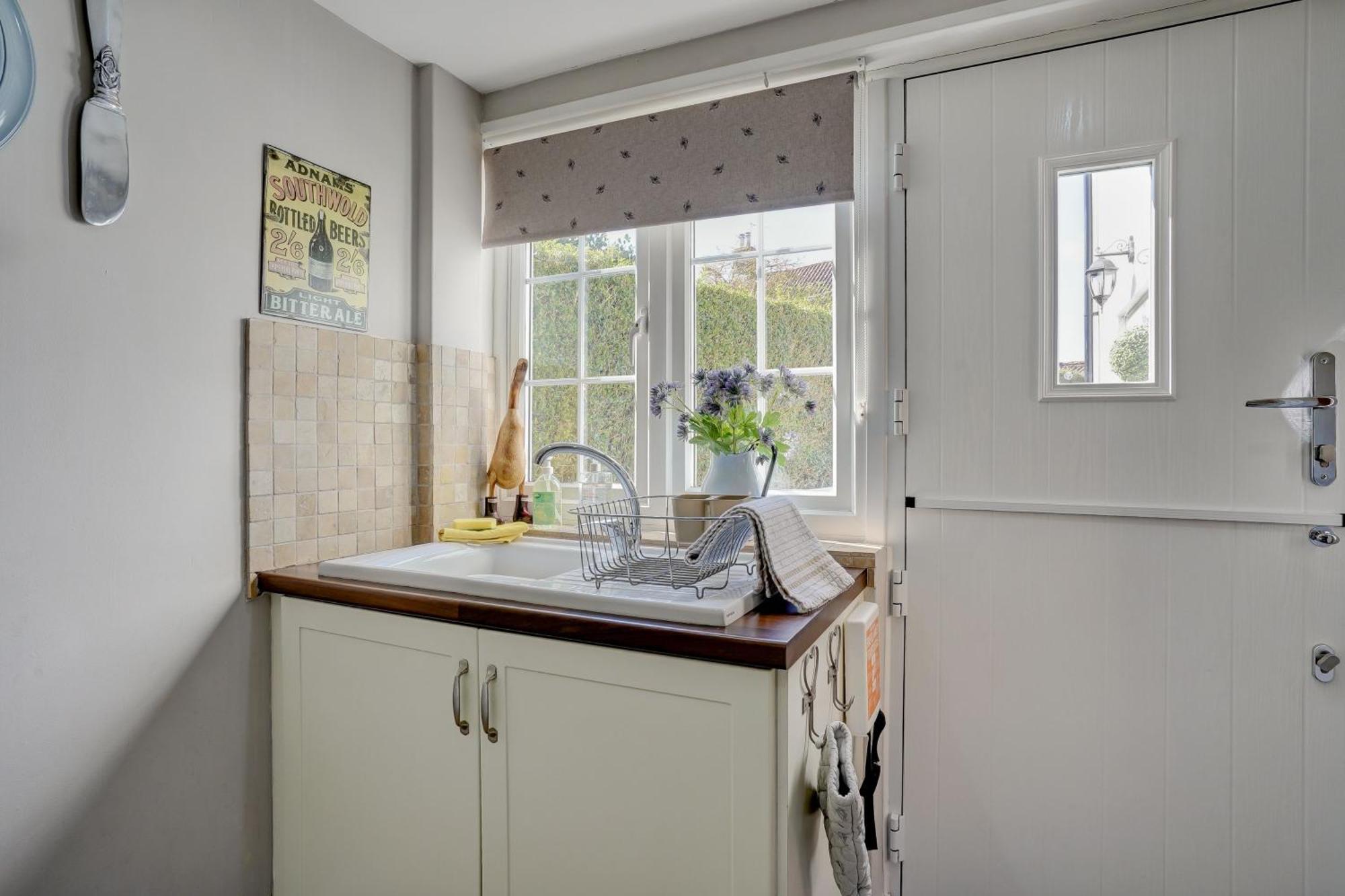 April Cottage By Winterton Cottages Екстер'єр фото